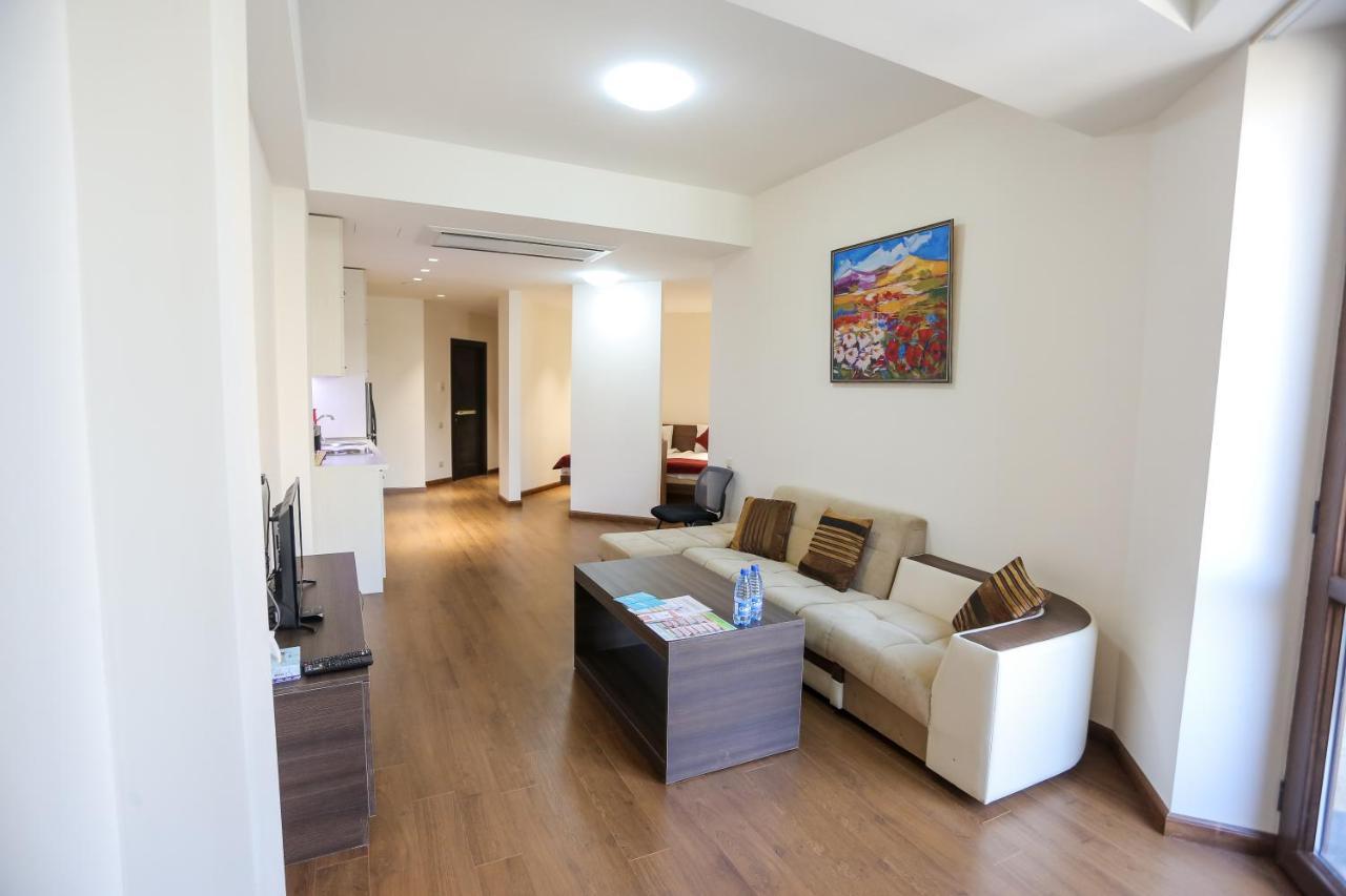 Welcome City Center Apartments Erivan Exterior foto
